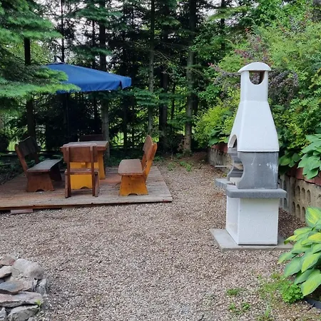 فيلة Willa Ostrzyce أسترزيتش