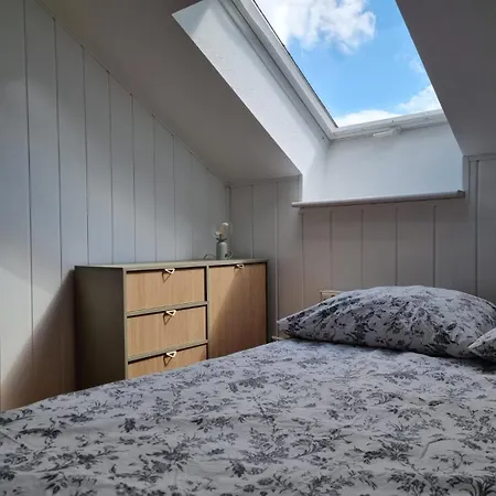 Willa Ostrzyce * أسترزيتش