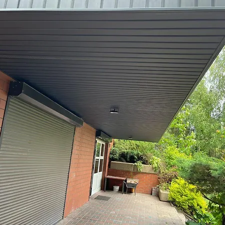 Willa Ostrzyce فيلة *