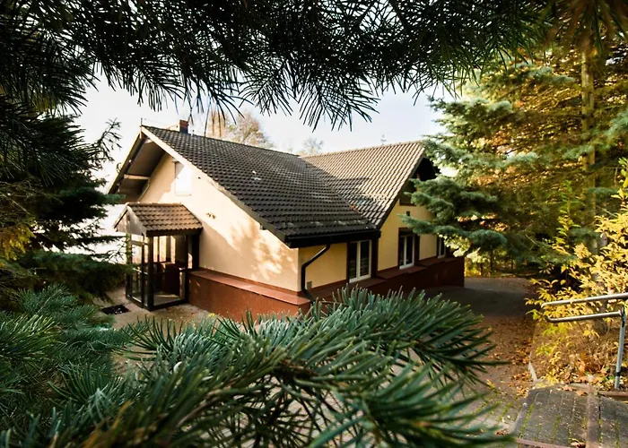 Willa Ostrzyce * أسترزيتش