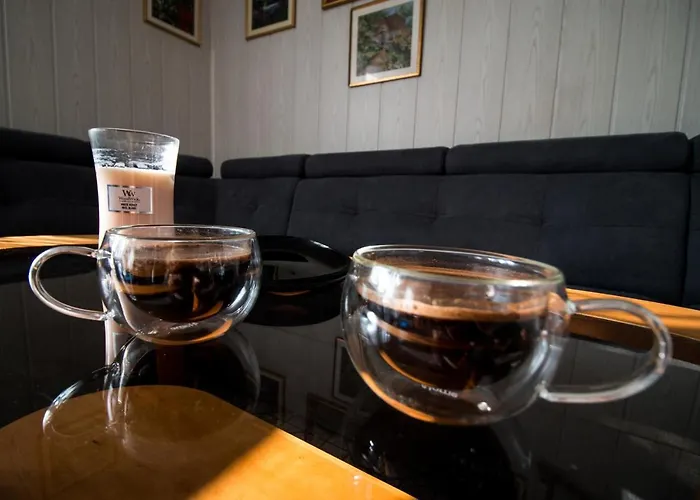 Willa Ostrzyce * أسترزيتش