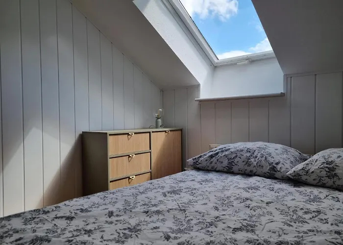 Willa Ostrzyce * أسترزيتش